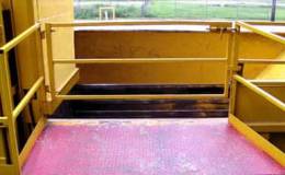 Drive on ramp with gate
